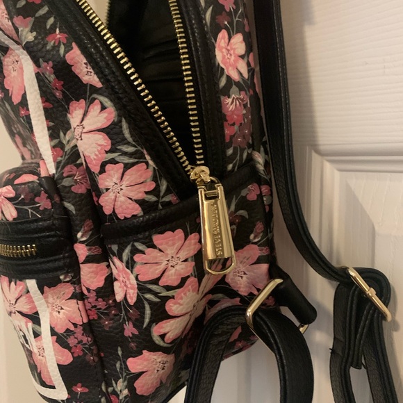 Steve Madden floral backpack - Picture 5 of 5